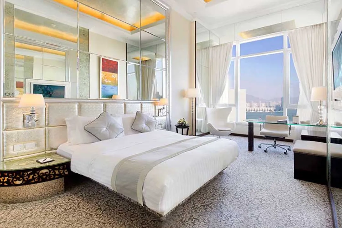  Executive Club Deluxe Room_Image.jpg 