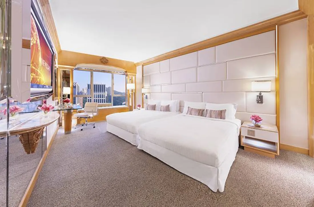  Premier Room_Image.jpg 