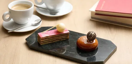 Double Sweet Cut Cake Set